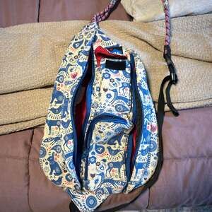 HTF KAVU Rope Bag Sling Backpack in Cozy Critters Folklore Print